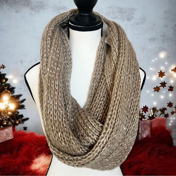 Renee’s NYC Accessories Sequin Beige Loose Knit Eternity Long Scarf - Picture 2 of 8